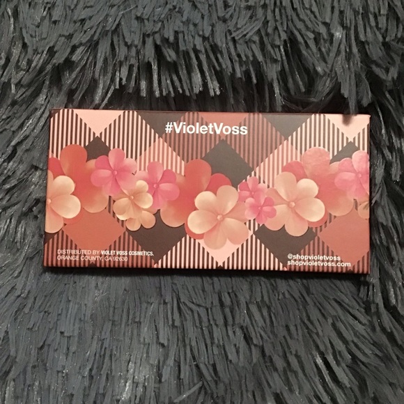 NIB Violet Voss Windflower Eyeshadow Pallet - Picture 3 of 6